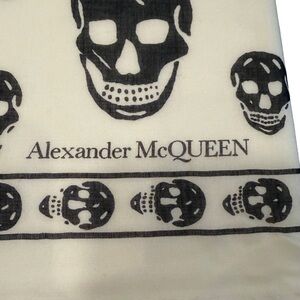 Alexander McQueen Silk Blend Skull Print Scarf in Ivory & Black NWT & COA
